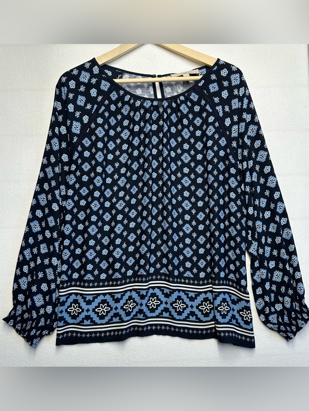 LOFT Navy Floral Border‑Print Blouse Women’s L Boho Lightweight Top